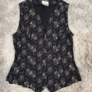 Dynamite Black Floral Patterned Vest